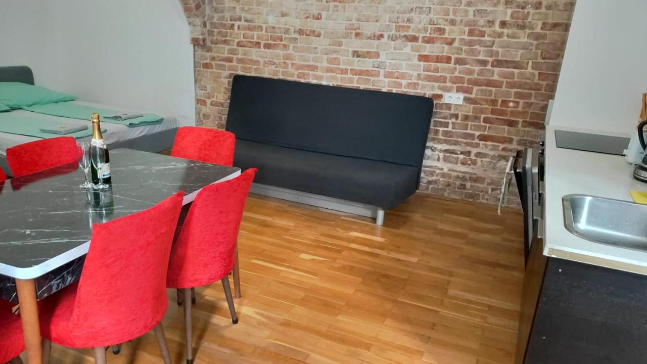 Cozynite Premium Apartment Stadthalle Bécs Kültér fotó