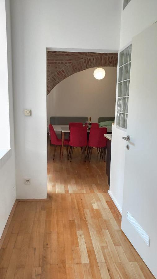 Cozynite Premium Apartment Stadthalle Bécs Kültér fotó
